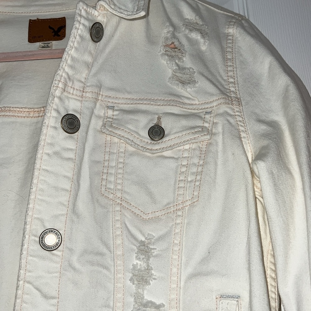 Distressed Jean jacket: white - Picture 2 of 2